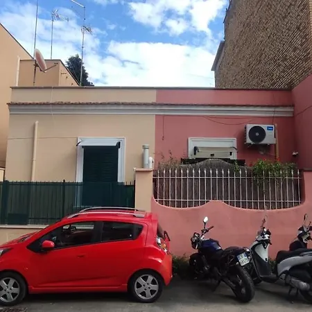 Apartment Brancaleone Loft, Metro C Rome