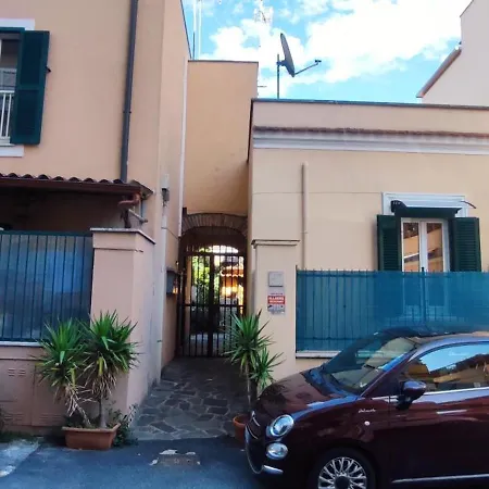 Brancaleone Loft, Metro C Рим