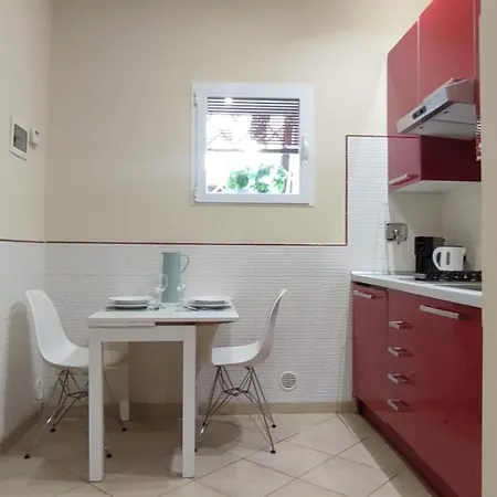 アパート Brancaleone Loft, Metro C ローマ