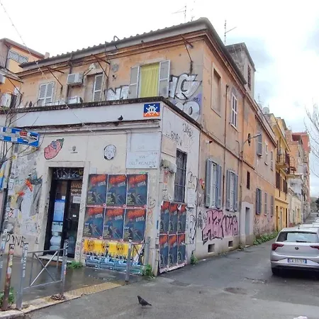 アパート Brancaleone Loft, Metro C